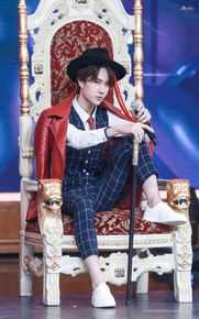 王一博(YiBo)综艺节目及获奖生活照相册