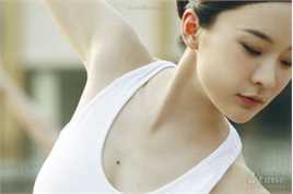 霍思燕(Huo Siyan)在《饮食男女2》饰演女一号瓦儿中的