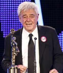 理查德·唐纳(Richard Donner)前后照片