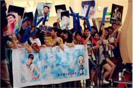 李佳航(Jean Lee)解说篮球比赛壁纸壁纸