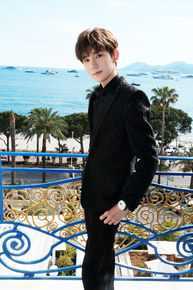 王源(Roy)红毯图片图集