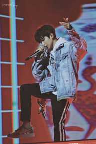 王源(Roy)综艺节目性感图片图集