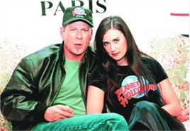 布鲁斯·威利斯(Bruce Willis)布鲁斯的两任妻子和女儿们图册