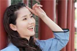 最全蓝心妍(Crazybarby Leni Lan、ЛаньЯнь、)在《钻石豪门》中的壁纸