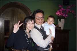 马景涛(Steve Ma)夫妇及长子世天性感图片图集
