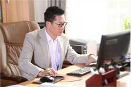 周杰(Zhou Jie)在电影《零点杀机》中的