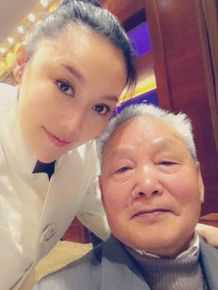 傅冲(Sasa)与亲朋好友照片素颜照相册